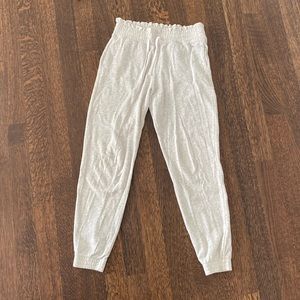 Hollister ruched top sweatpants size S. Adjustable Waist